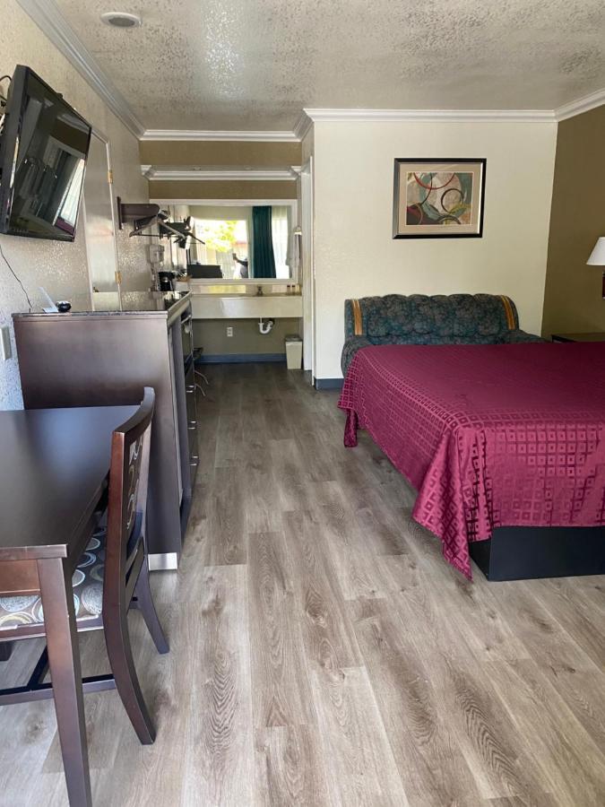 Atascadero Inn Zewnętrze zdjęcie